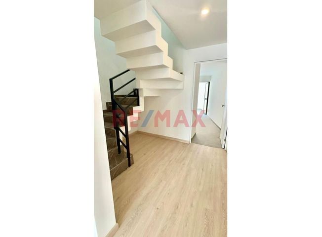Departamento en Venta en Ate - Więcej