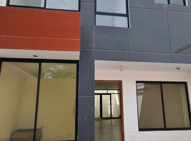 Casa en Venta en Ica - Vista 2