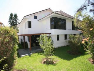 Departamento en alquiler con baja de precio en Cumbaya