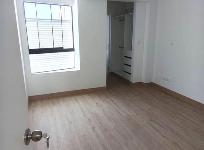 Departamento en Venta en Santiago de Surco - Mehr
