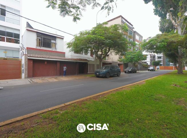 Terreno en Venta en Santiago de Surco - Vista 4