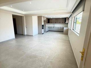 Apartamento en Alquiler en Miravalle