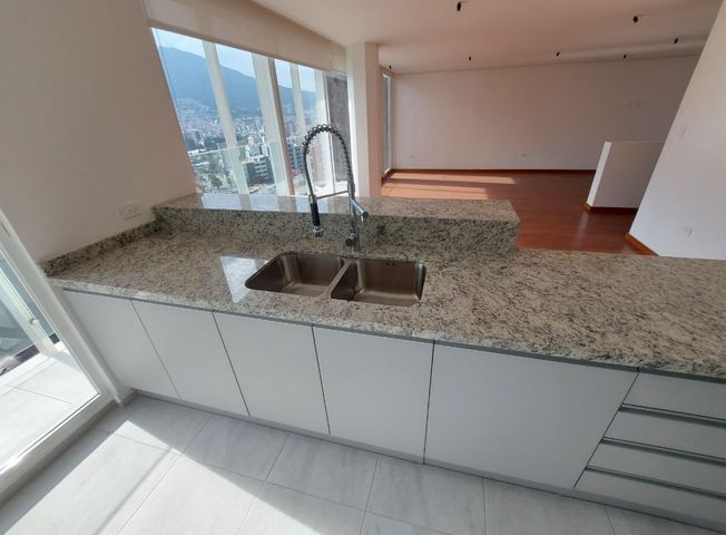 Apartamento en venta en Gonzalez Suarez - Widok 6