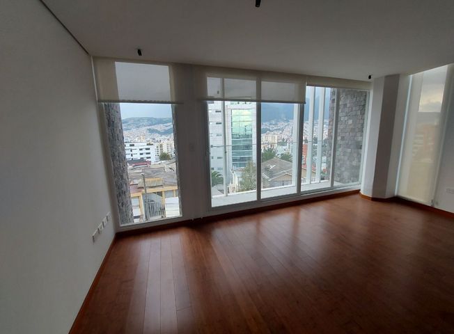Apartamento en venta en Gonzalez Suarez - Więcej