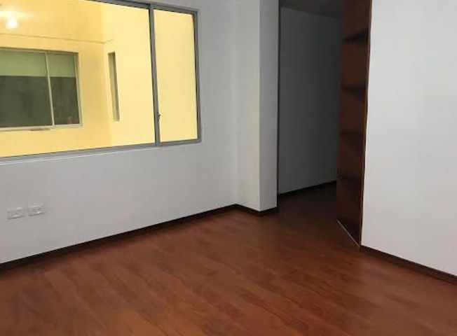 Apartamento en venta en El Condado - Więcej