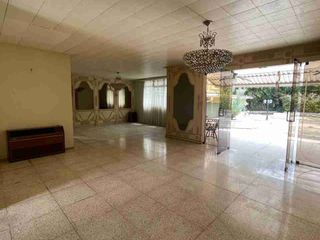 Departamento en venta con baja de precio en Ceibos