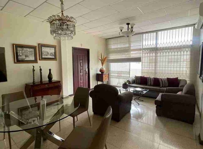 Apartamento en venta en Urdesa central - Fler