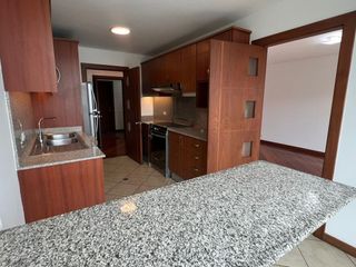 Departamento en alquiler con baja de precio en Cumbaya