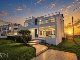 Casa en Venta en Asia