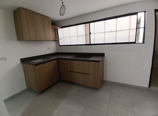 Apartamento en arriendo en Medellín en Ceramica
