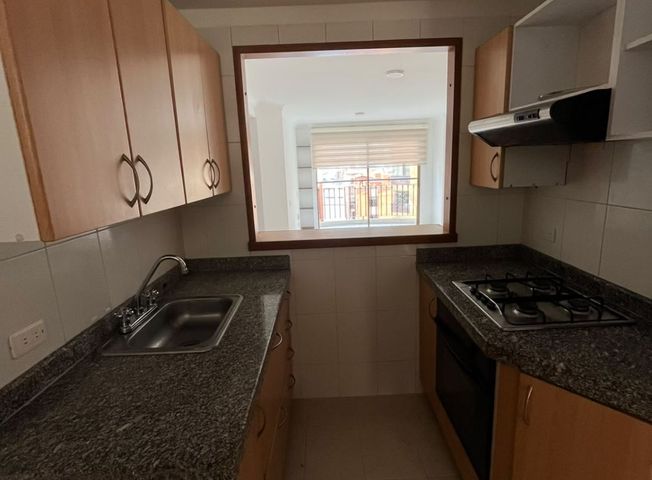 Apartamento en arriendo en Comuna 12 Cabecera del Llano