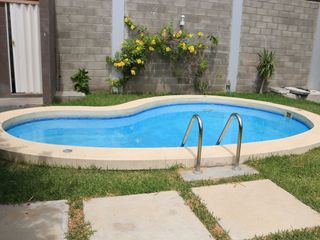 Foto 3 de AMPLIA CASA EN VENTA O ALQUILER  CON PISCINA- LOMA BLANCA - PIURA