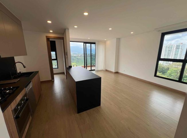 Apartamento en arriendo en La Avenida Centenario