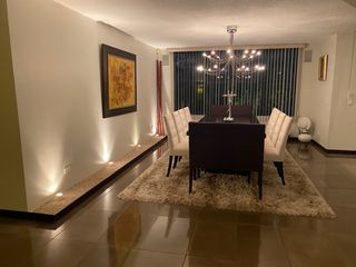 Foto 8 de VENDO HERMOSA CASA EN URB PRIVADA CUMBAYA, PROX USFQ