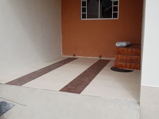 Foto 10 de EDIFICIO DE 5 DEPARTAMENTOS EN AZOGUES