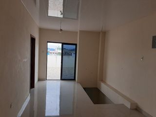 Foto 1 de DEPARTAMENTO GRANDE HERMOSO EN ESMERLDAS4 DOMITORIOS DUPLEX, GARAGE. BOMBA,CISTERNNA, SALA, COMEDOR, FAMILIA MODERNA