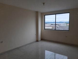 Foto 14 de DEPARTAMENTO GRANDE HERMOSO EN ESMERLDAS4 DOMITORIOS DUPLEX, GARAGE. BOMBA,CISTERNNA, SALA, COMEDOR, FAMILIA MODERNA