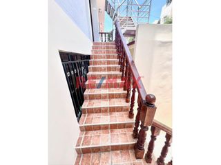 Foto 6 de SE VENDE LINDO DUPLEX EN 2DO PISO 135.30 M2 EN URB. CALIFORNIA