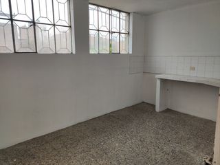 Foto 10 de En Venta Casa En Calle Principal Para Uso De Vivienda O Negocio Mollendo
