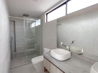 Foto 9 de CASA EN VENTA, LA PRIMEVARA 2, CUMBAYA, $218.000