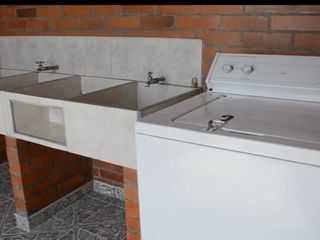 Foto 8 de VENTA DE 15 APARTA ESTUDIO AMOBLADOS