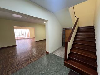 ALQUILER DE CASA PARA EMPRESA EN AV. SAN JOSE - BELLAVISTA