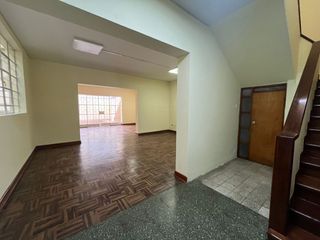 ALQUILER DE CASA PARA EMPRESA EN AV. SAN JOSE - BELLAVISTA