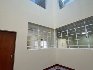 ALQUILER DE CASA PARA EMPRESA EN AV. SAN JOSE - BELLAVISTA