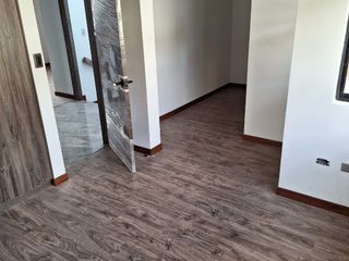 Foto 12 de VENTA DE CASA 98 m2 EN YARUQUI, BARRIO SAN JOSÉ