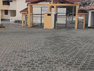 Foto 14 de VENTA DE CASA 98 m2 EN YARUQUI, BARRIO SAN JOSÉ