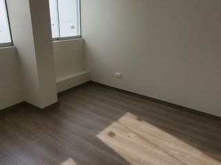 Foto 6 de VENTA ULTIMO  DPTO 89.70 M2 URB LOS SAUCES  -  SURQUILLO