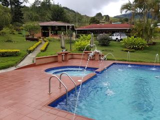 Foto 2 de Venta hermosa finca Colinas de Tocotá, Dagua Valle del Cauca