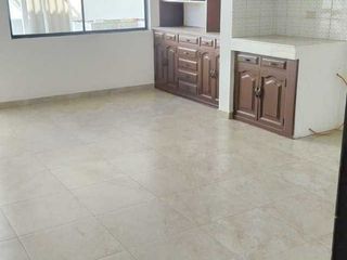 Foto 8 de Bonita villa en venta sector Coliseo Mayor $179.000dlrs.