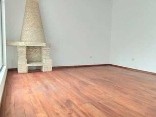 Foto 3 de Bonita villa en venta sector Coliseo Mayor $179.000dlrs.