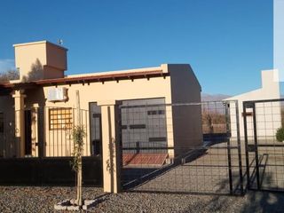 Se vende Casa con departamento monoambiente en Barrio Wine Village, Cafayate, Salta