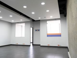 OFICINA 204 - BUSINESS CENTER DE 113,01 M2