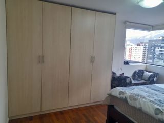 Foto 10 de Vendo departamento de 220 m2 de construcción  amoblado  sector La Carolina.