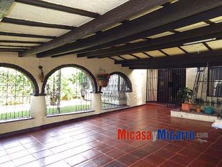 Foto 2 de Casa en Venta Pontevedra Bogota