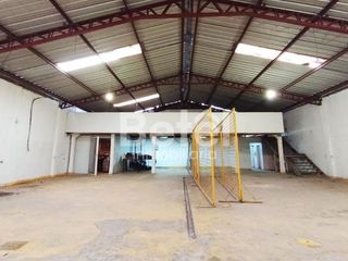 Foto 3 de Arriendo Nave - Galpón Industrial 450 m² I a Una Cuadra de La Av Américas
