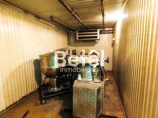 Foto 2 de Arriendo Nave - Galpón Industrial 450 m² I a Una Cuadra de La Av Américas