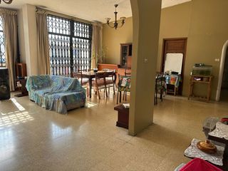 Foto 3 de Quevedo, Venta de Edificio de Locales Comerciales en Sector Privilegiado