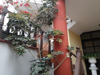Foto 2 de Venta De Departamento Duplex En Primer Piso En La Molina