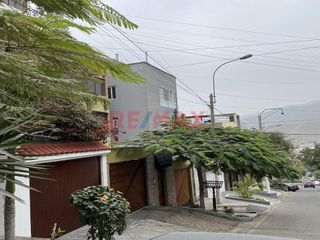 Foto 19 de Venta De Departamento Duplex En Primer Piso En La Molina