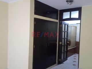 Foto 15 de Venta De Departamento Duplex En Primer Piso En La Molina