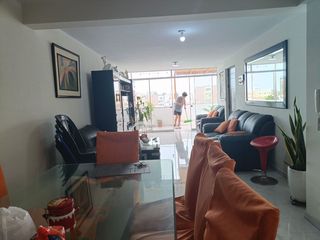Foto 12 de URB. CIPRECES ALQUILO BONITO DPTO. MODERNO 125M2 5TO. PISO S/2,500 MENSUAL (2+1)  VISTA CALLE, CON ASENSOR.
