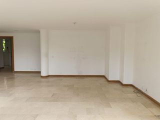 5EBC3 Apartamento en arriendo en el sector San Lucas