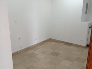 Foto 5 de RENTO HERMOSA OFICINA 308M2, SECTOR ALIANZA FRANCESA