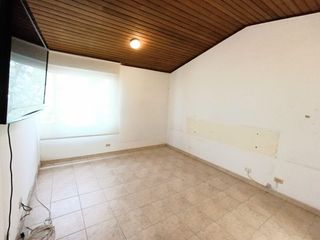 Foto 20 de CASA PARA REMODELAR EN CEDRITOS