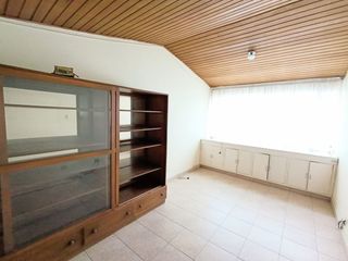 Foto 13 de CASA PARA REMODELAR EN CEDRITOS