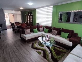 Foto 2 de Hermosa Casa 4 dormitorios en La Armenia